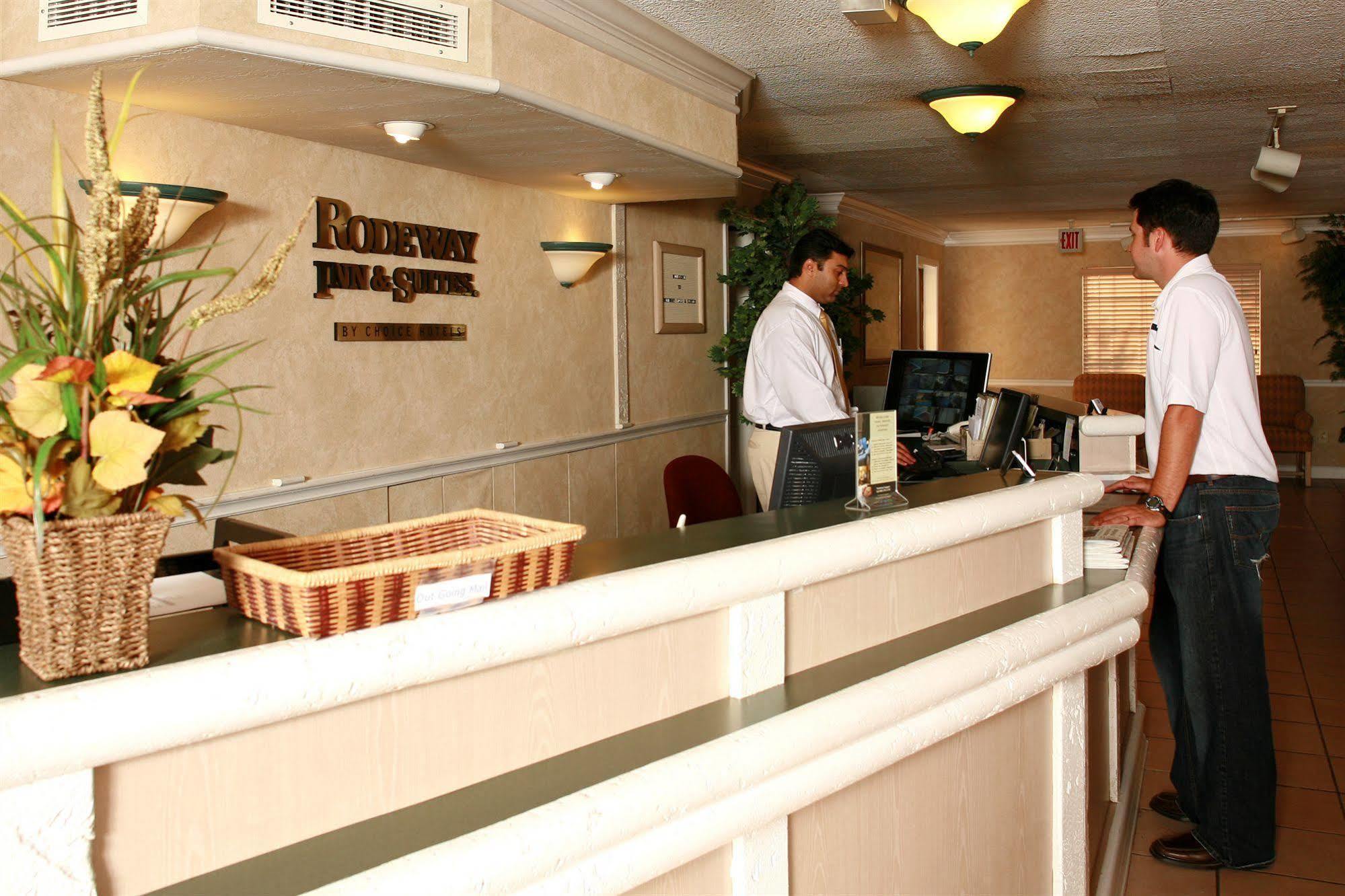 Magnuson Hotel Little Rock South Interior photo